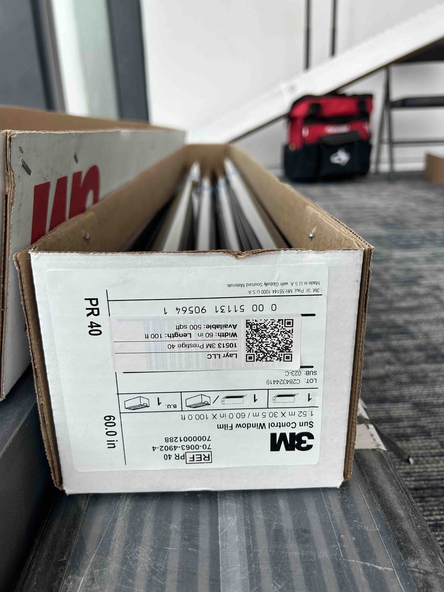 getLayr's tweet image. Loving the 🏙️ 👀 views from our latest project on Park Avenue!  3M Prestige 40 is a workhorse to reduce excess heat and glare, with a natural aesthetic profile.  #layr #parkavenue #midtown #NYC