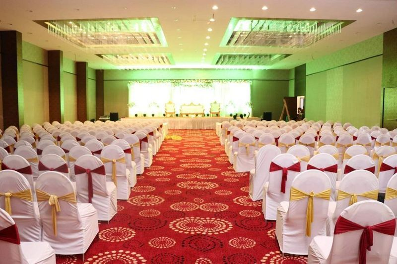 BookEventz's tweet photo. How do Indoor Receptions in Banquet halls in Andheri East Steal the Show?

🔗- https://t.co/HFf4dWgoQu

#BanquetHallsInAndheriEast #BookEventz https://t.co/7OCfJjAOyx