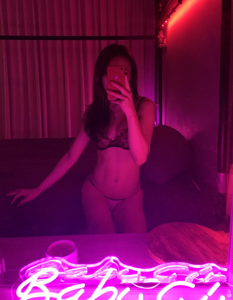 Spicy night

 #Ladyboy #thailadyboy #trap #tgirls #traps #tgirl #thailadyboys #transgender #transgirl #lgbtq🌈 #ladyboythailand #ladgyboylovers