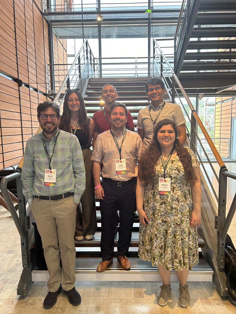 <a href="/Bioconductor/">Bioconductor</a> workshop for Orchestrating Single Cell Analysis at #ISMBECCB2023 !
With <a href="/drisso1893/">Davide Risso</a>, <a href="/M2RUseR/">Marcel Ramos</a>, Ludwig Geinslinger, Ilaria Billato, <a href="/stefania_p_96/">Stefania Pirrotta</a> #bioconductor <a href="/rstatstweet/">Rstats</a> #singlecell