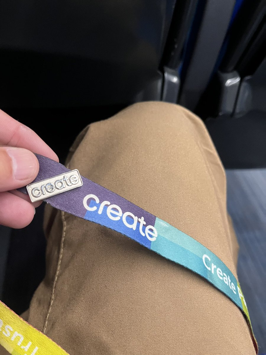chrisdysonHT's tweet photo. For the final time this term, it’s the lanyard, waistcoat - no Hashbrowns and no #PinkSuitcase as I’m off to meet @misterunwin and @TeacherToolkit in #HebdonBridge https://t.co/5zko0YGLrS