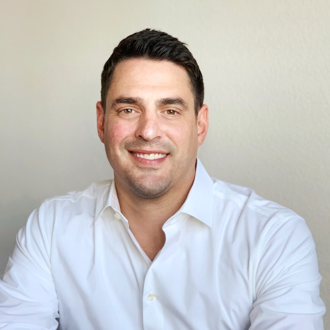 ModernCounsel's tweet photo. Matthew Miller is corporate counsel at @amazon where he heads up the legal group supporting the day-to-day operations of @mgmstudios' global consumer products and experiences business.
🔗: https://t.co/CKGUplfUar
#ModernCounselMag #MondayMotivation https://t.co/Wr9S4gpe20