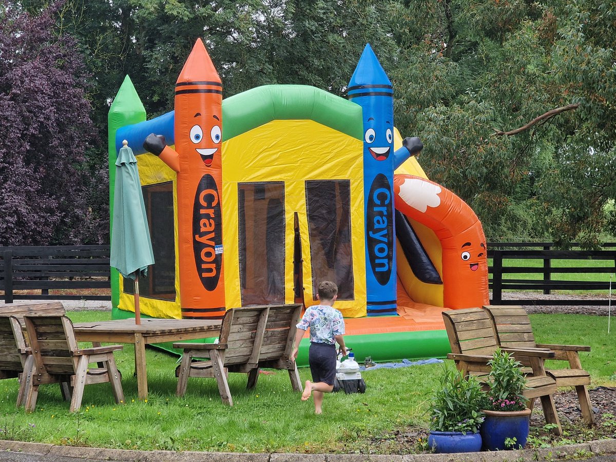 It can’t be all work and no play! This weekend we had our annual Agritxt Family BBQ! All our staff members and their families gathered together for a day of food drink and laughter 😃 and not a bord bia book in sight 🫣