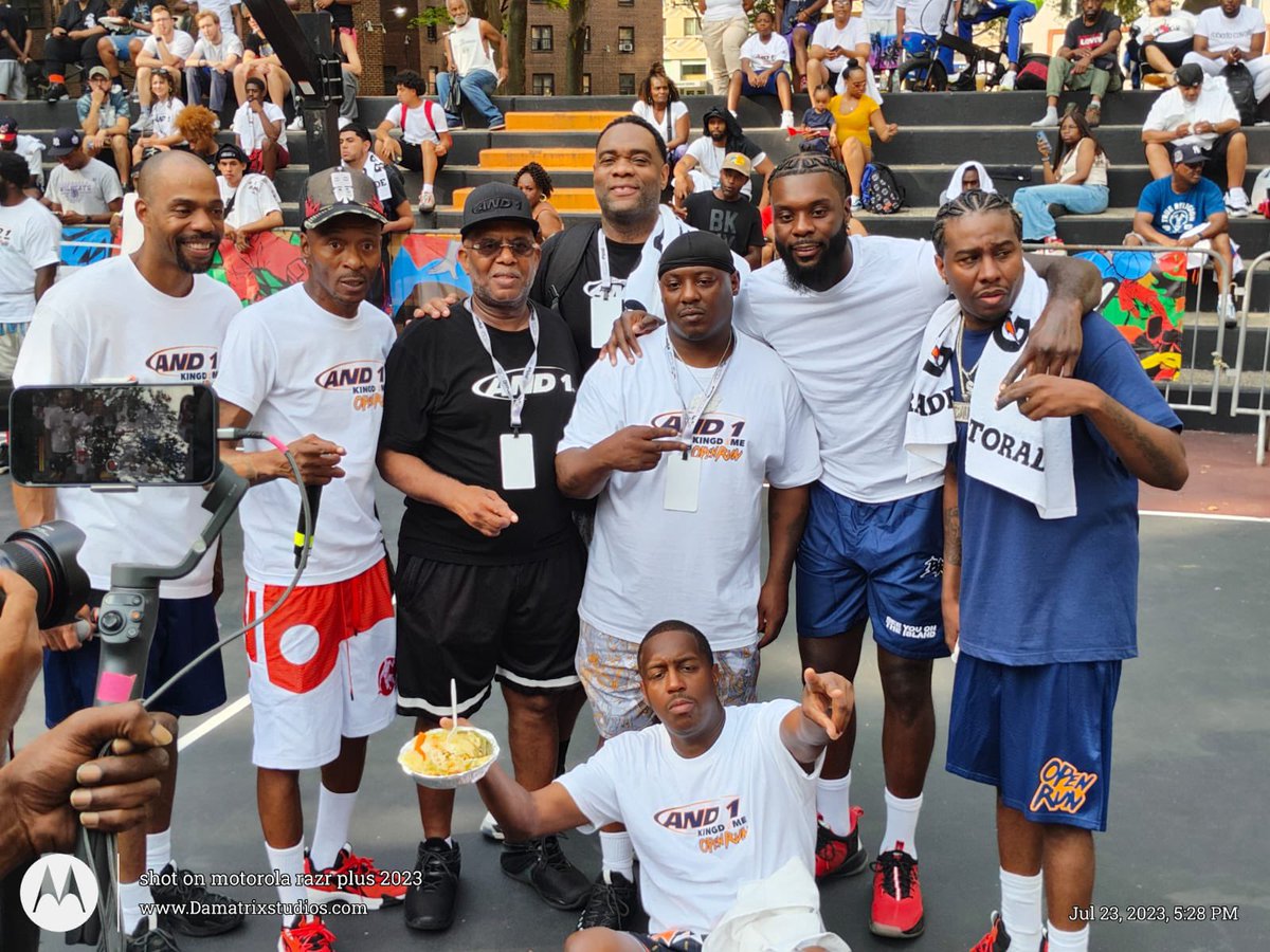 SHANEDRIBBLEMACHINE (@dribble_machine) on Twitter photo 