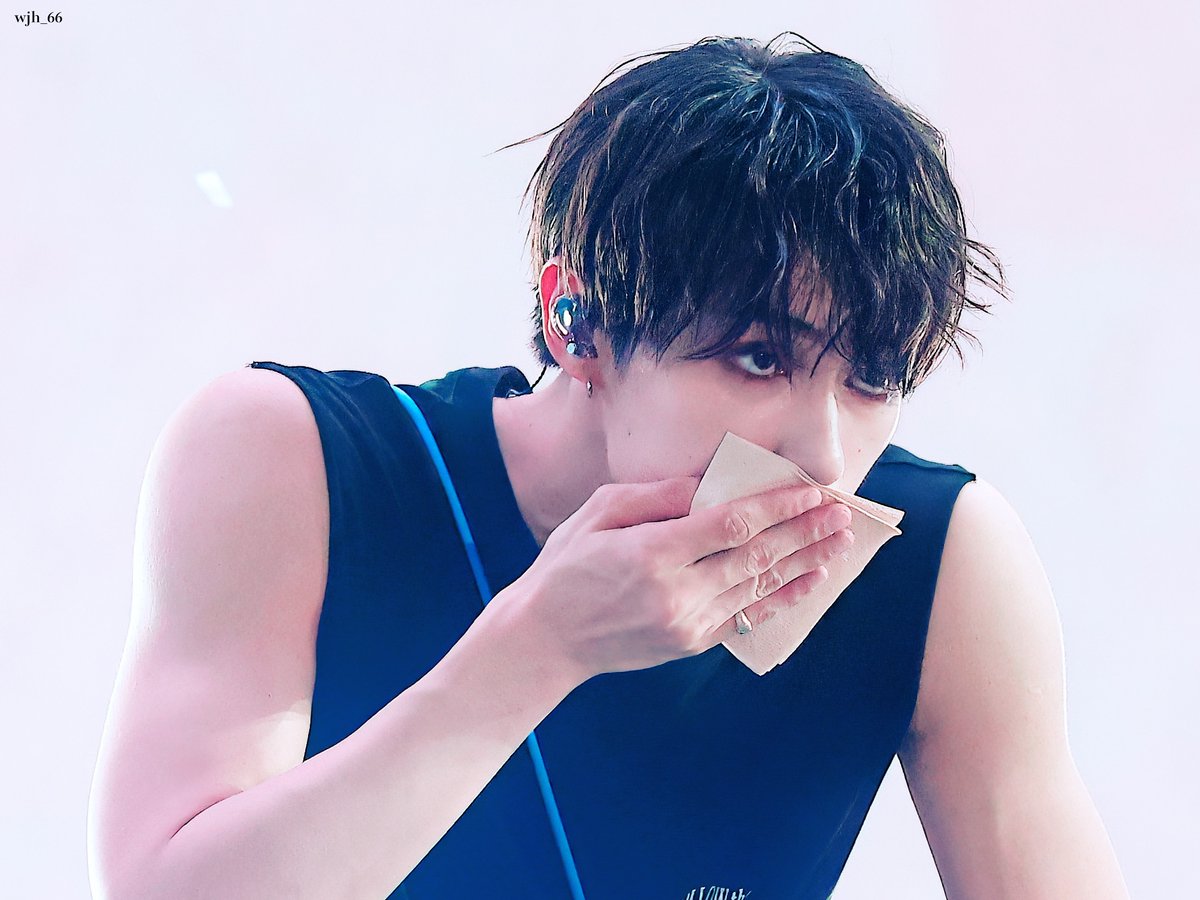 230722 Follow Concert   

갭쩌는 문준휘 제출합니다 

#SEVENTEEN #세븐틴 <a href="/pledis_17/">세븐틴(SEVENTEEN)</a>
#JUN #준 #문준휘 #文俊辉 #ジュン