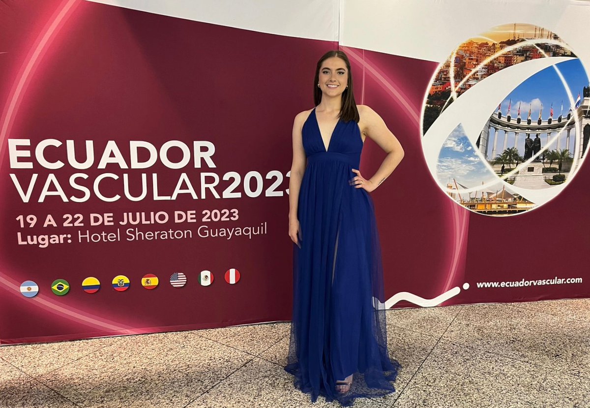 eVillandrJ's tweet photo. First Ecuadorian book for Venous Ulcer. Hoping to keep working on projects like these 🙌 
#vascularsurgery #venousulcer #womeninsurgery #womensurgeons #researcher #Ecuadorvascular2023 https://t.co/ynEEl8G0UC