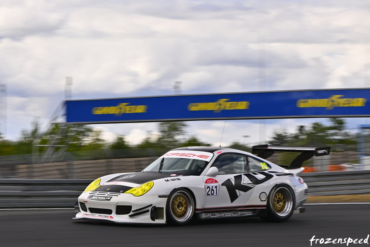 Manthey widebody 996 RSR out on track today!
#PorscheExperience