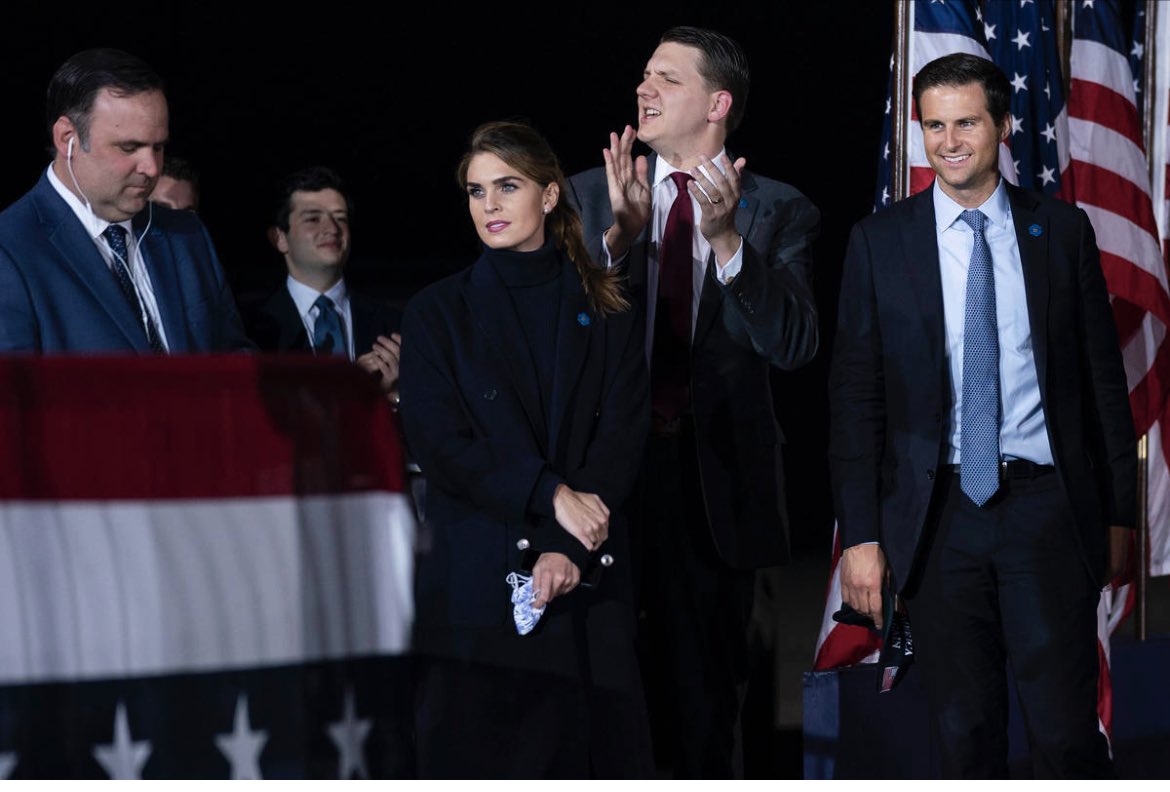 On September 26, 2020, a collection of Trump’s most loyal aides watched and cheered on a rally stage. Three were recognizable: Dan Scavino, Hope Hicks, and John McEntee. The other, caught on camera applauding with unbridled enthusiasm, was Will Russell. 1/
https://t.co/d9rkh0P0tM https://t.co/nUef8ggyzU