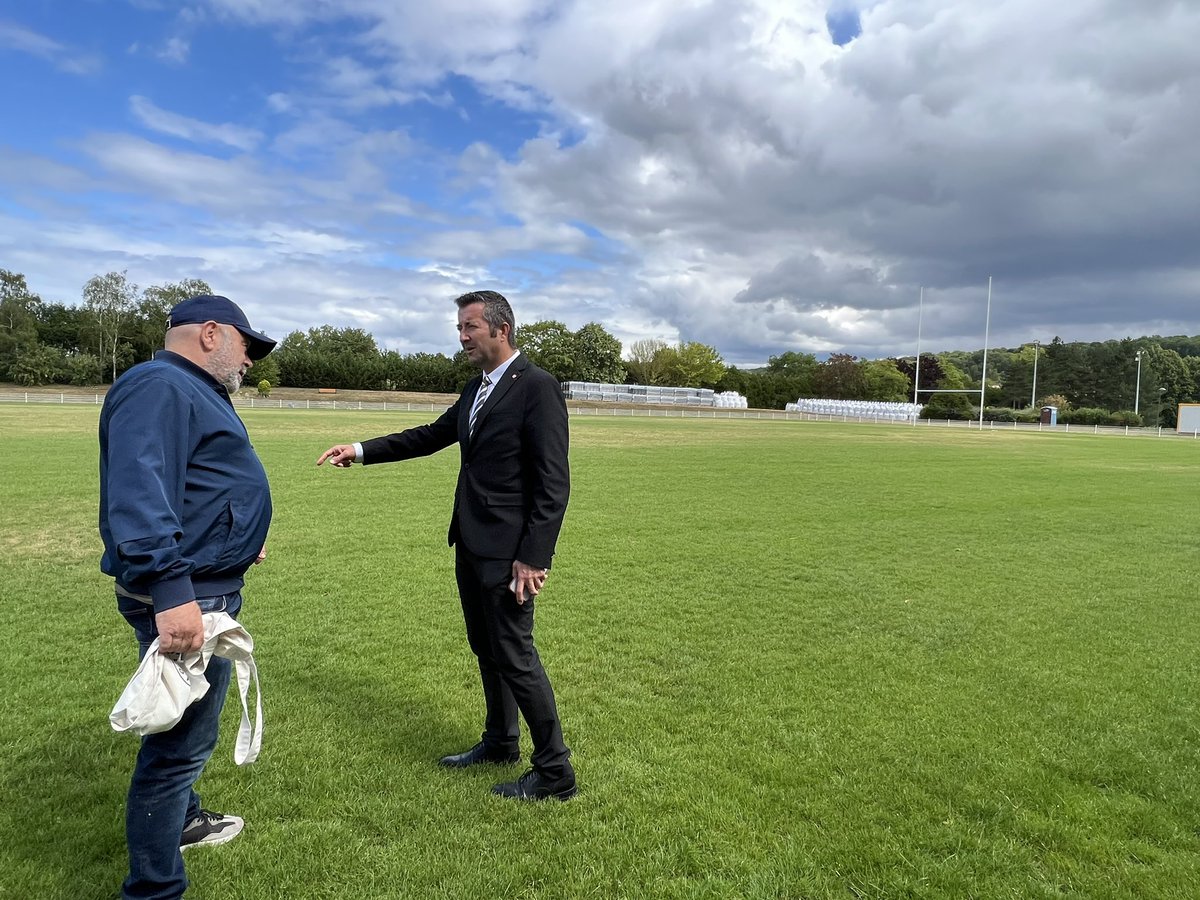 KARL OLIVE tweet media