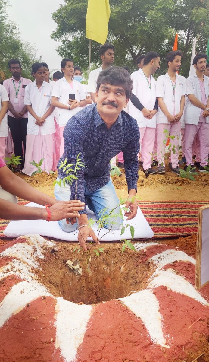Today at saveetha engineering college . 3000 tree saplings event organised by #cisf