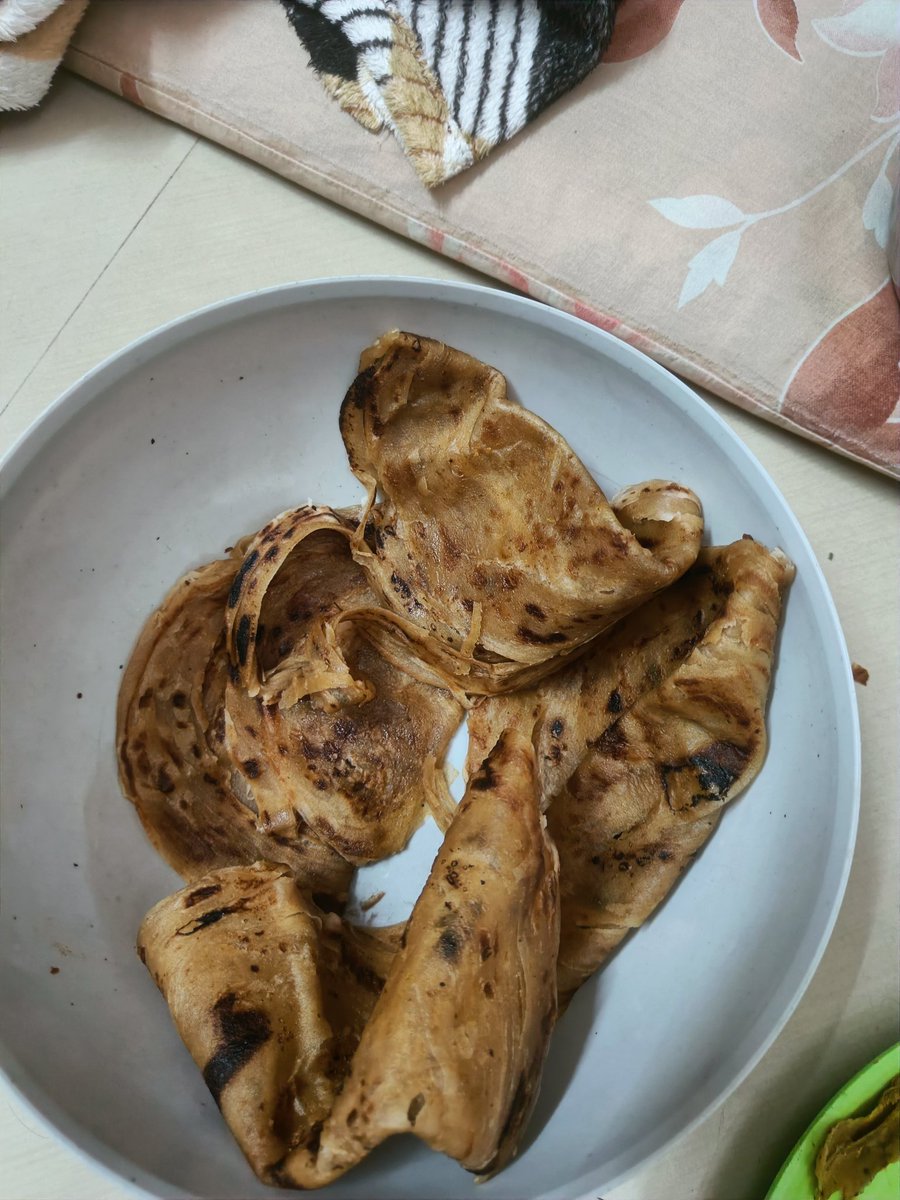 Orca_diver's tweet photo. Scammed again #swiggy by providing stale food. @Swiggy @SwiggyCares response makes even more sick https://t.co/pFJkL0vDLH