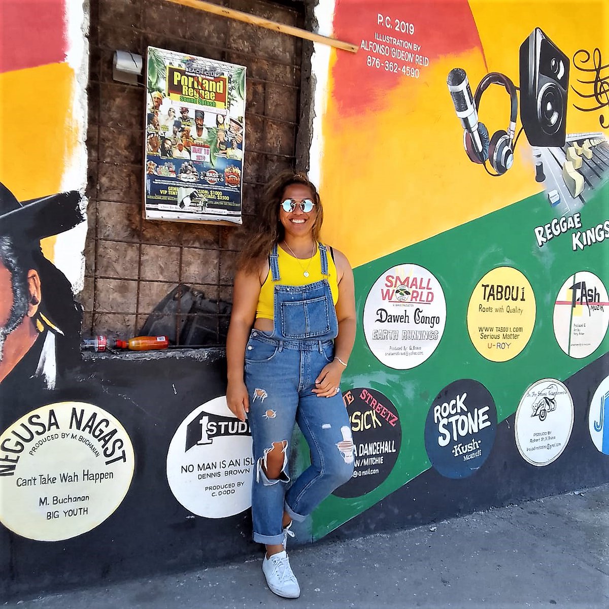 It's Monday in Jamaica! Wishing you a week filled with eye-opening experiences and sweet connections. We're here, touring our island, sharing with our clients our deep knowledge, introducing them to new places and people.

#Jamaica #Kingston #musictour #culturetour