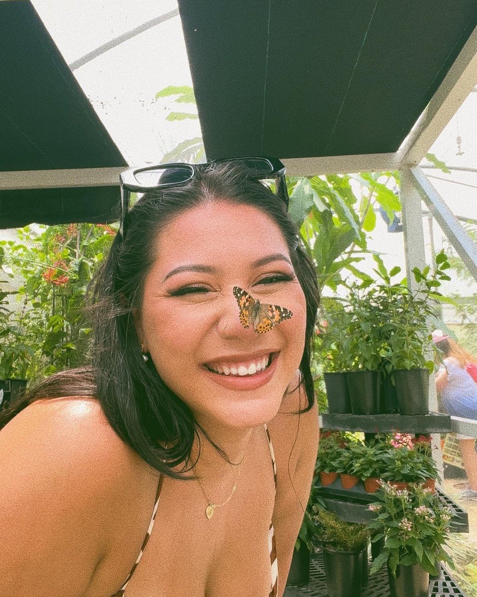 Janyy_12's tweet photo. she’s my happy place @dayanacardona_ https://t.co/UMRp6IBnb2