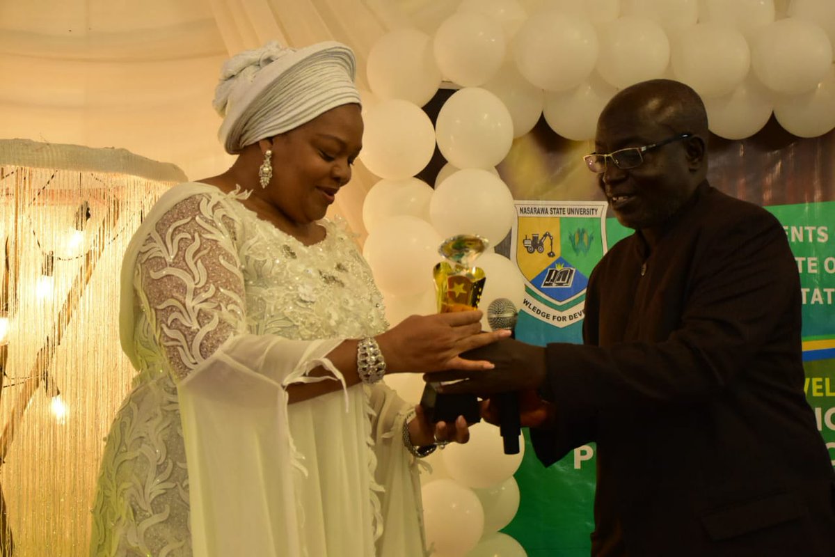 NkechiRochas's tweet photo. I feel humbled and incredibly grateful to IGD's Distinguish PhD Peace and Conflict of Nassarawa State University for deeming me fit to be awarded the Peace Nurturer in their Maiden Edition.
Your belief in our vision fuels our fire to push boundaries and achieve greater height. https://t.co/HcfJjqT1oQ