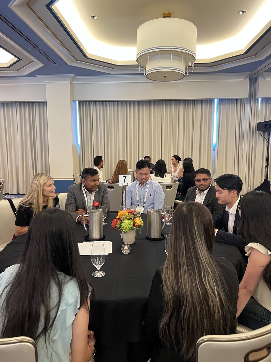 Last week, I led a session on #CandidConversations at this year's Ascend Leadership Convention where 150+ PwCers were able to hear from inspiring Pan-Asian professionals, network in person, and join sessions on fostering inclusive leadership. It was truly a pleasure!