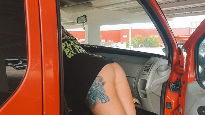 Oopsie https://t.co/FCBe5IjZwW