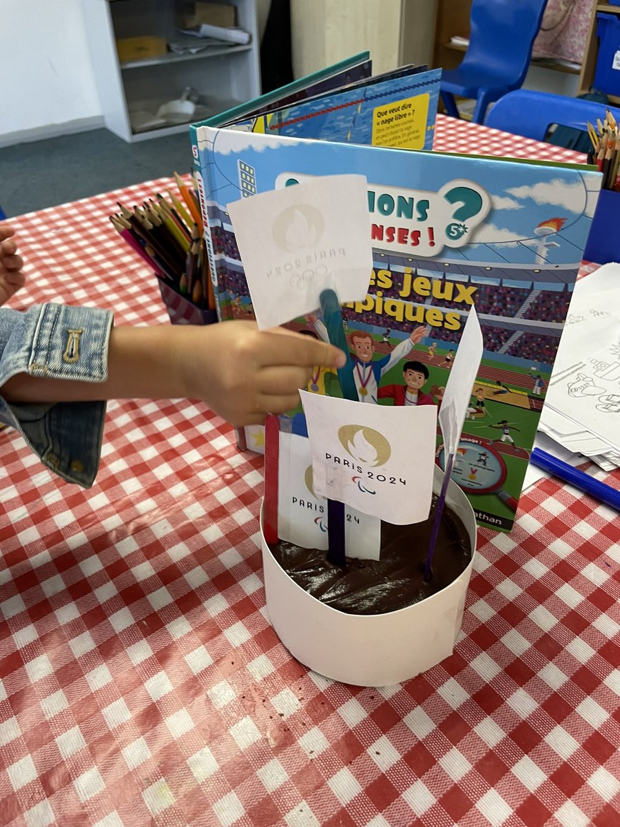 etpatatipatata tweet media