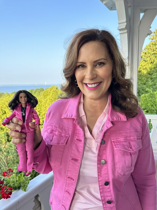 cardon_brian's tweet photo. In a world full of MAGA Republican Governors like Ron DeSantis and Greg Abbott, be a Gretchen Whitmer (D-MI) She is the Barbie that is getting things done for all Michiganders. When you need real leadership elect democrats. Go big Gretch!! #wtpBlue #wtpWOF #DemVoice1 #DemsAct https://t.co/kT3iTunhhi