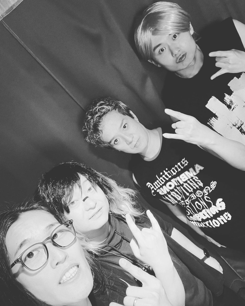 oneoffrock_offi's tweet photo. 2023/07/23 Sun. @川崎セルビアンナイト

昨日のライブお越しいただいた皆さん、主催MOHANAKさん、会場のスタッフの皆さんありがとうございました☺🙏

@MOHANAK_info 
@Berrymetal1 
@fre_fla 

#ONEOFFROCK 
#ONEOKROCK 
#oorerさんと繋がりたい 
#oorerさんとの繋がりに感謝 https://t.co/OvJsTXct17