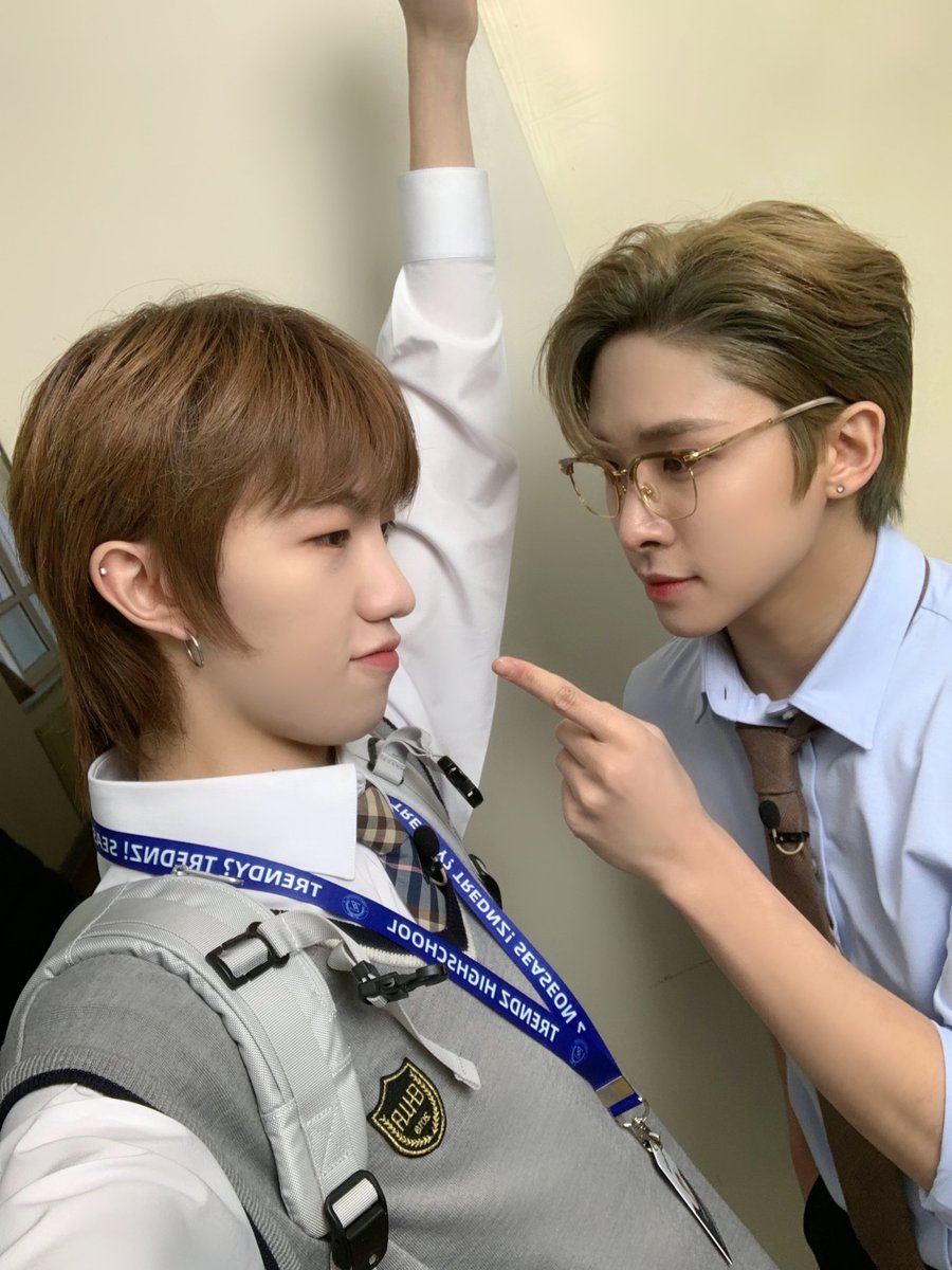 TRENDZ_OFFCL's tweet photo. [#라엘]

생일 추카포카 리온군 🎉🥳
이 세상에서 형이 가장 행복한 날로 만들어주마🫶

#FROM_TRENDZ #TO_FRIENDZ #TRENDZ #트렌드지 #잘자라엘 https://t.co/S9oy43qikl