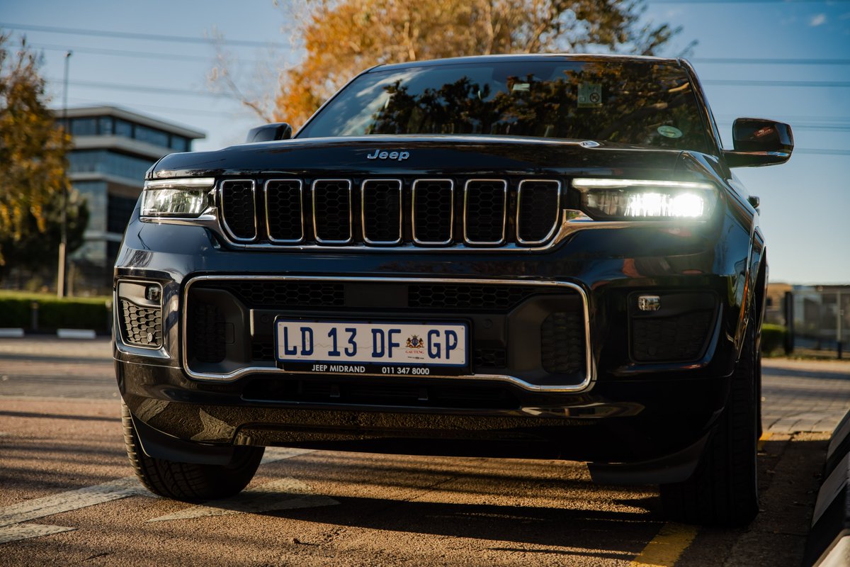 mpho_shami's tweet image. I recently got behind the wheel of the 5-seater @Jeep_SA Grand Cherokee. If you ask me, I much prefer this model over its 7-seater sibling. The range kicks off at a little over R1.3Million. My full review is now live on YouTube: youtu.be/Uw7CDAy0yyo Don't forget to subscribe!