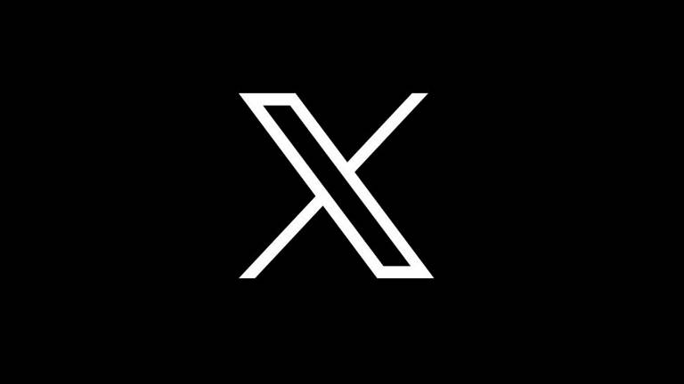 La "X" ya está en todas partes. Decimos adiós al pájaro azul para dar la bienvenida a #TwitterX .

Pero la elección de esta letra no es casualidad y lleva persiguiendo a Elon Musk desde sus inicios en el mundo empresarial.

Te contamos el anecdótico origen de "X" en este 🧵⬇️