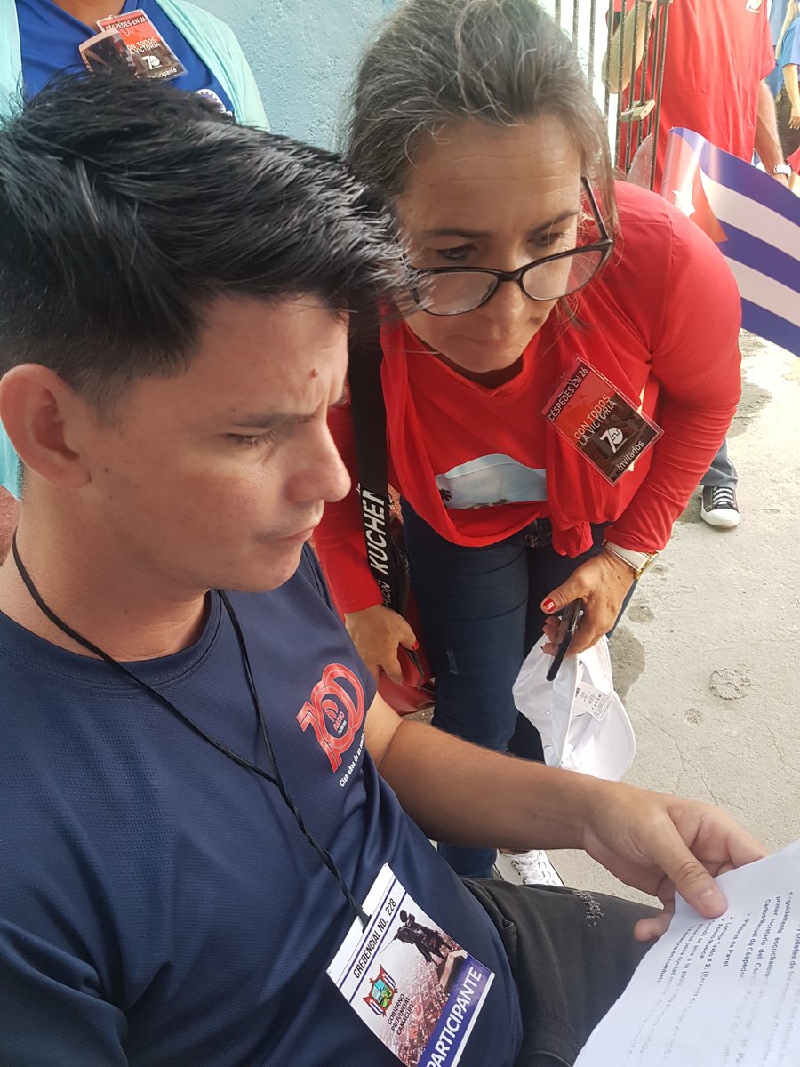 Amanecer de #70Moncada en #Céspedes #Camagüey  <a href="/cadenagramonte/">Cadena Agramonte</a> transmite en vivo acto provincial. #ConTodosLaVictoria