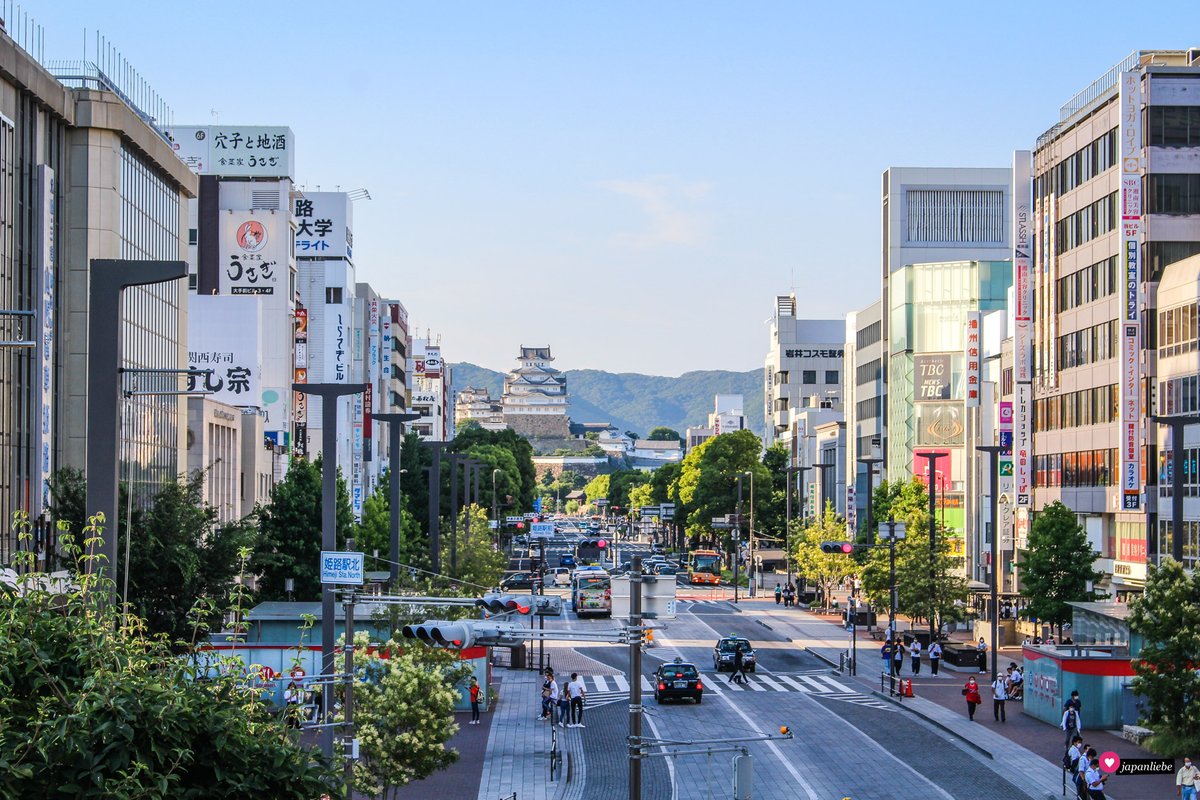 japanliebe's tweet photo. Die japanische Stadt Himeji lockt neben einer UNESCO-Weltkulturerbe-Burg mit schönen Gärten und geheimnisvollen Tempeln. 5 Gründe, bei einer Japanreise Himeji zu besuchen:
https://t.co/69I4ZZ3uLx

#japan #japanliebe https://t.co/OwKcECEHej