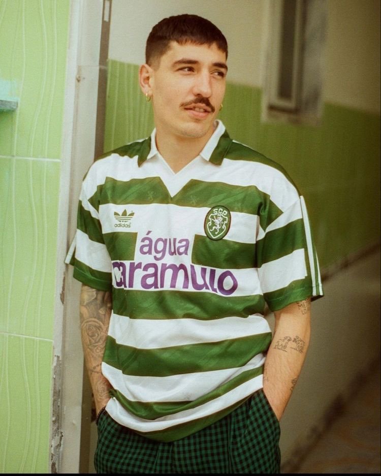 Prom Prom🌚 on Twitter: "Football clubs should really pay Hector