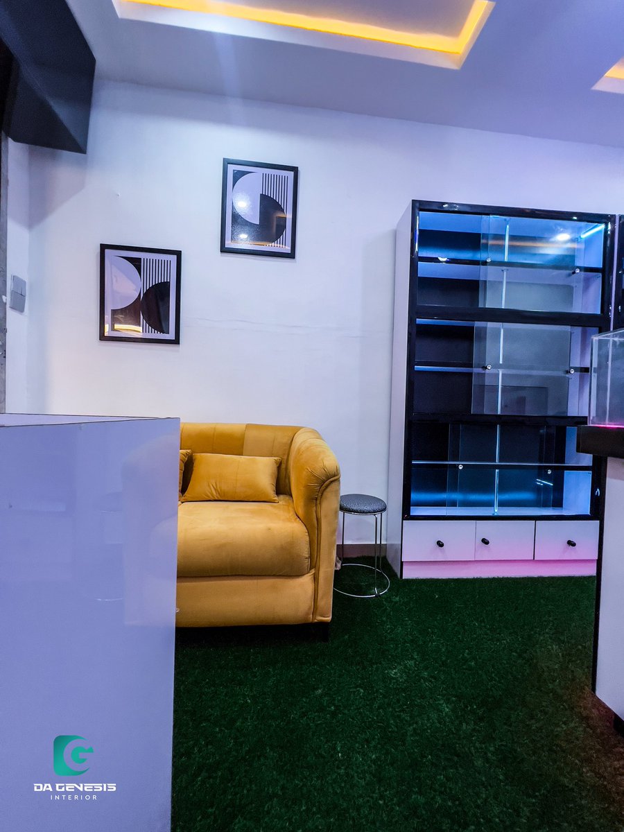 Dagenesis01's tweet photo. Rate this Transformation 😍 1 - 10 
Engage @Dagenesis01 for best interior Tips! 😉

Mbappe | BB9ja | #Davido #Dagenesis #interiordesign  #design Nigeria https://t.co/fThsL05C18