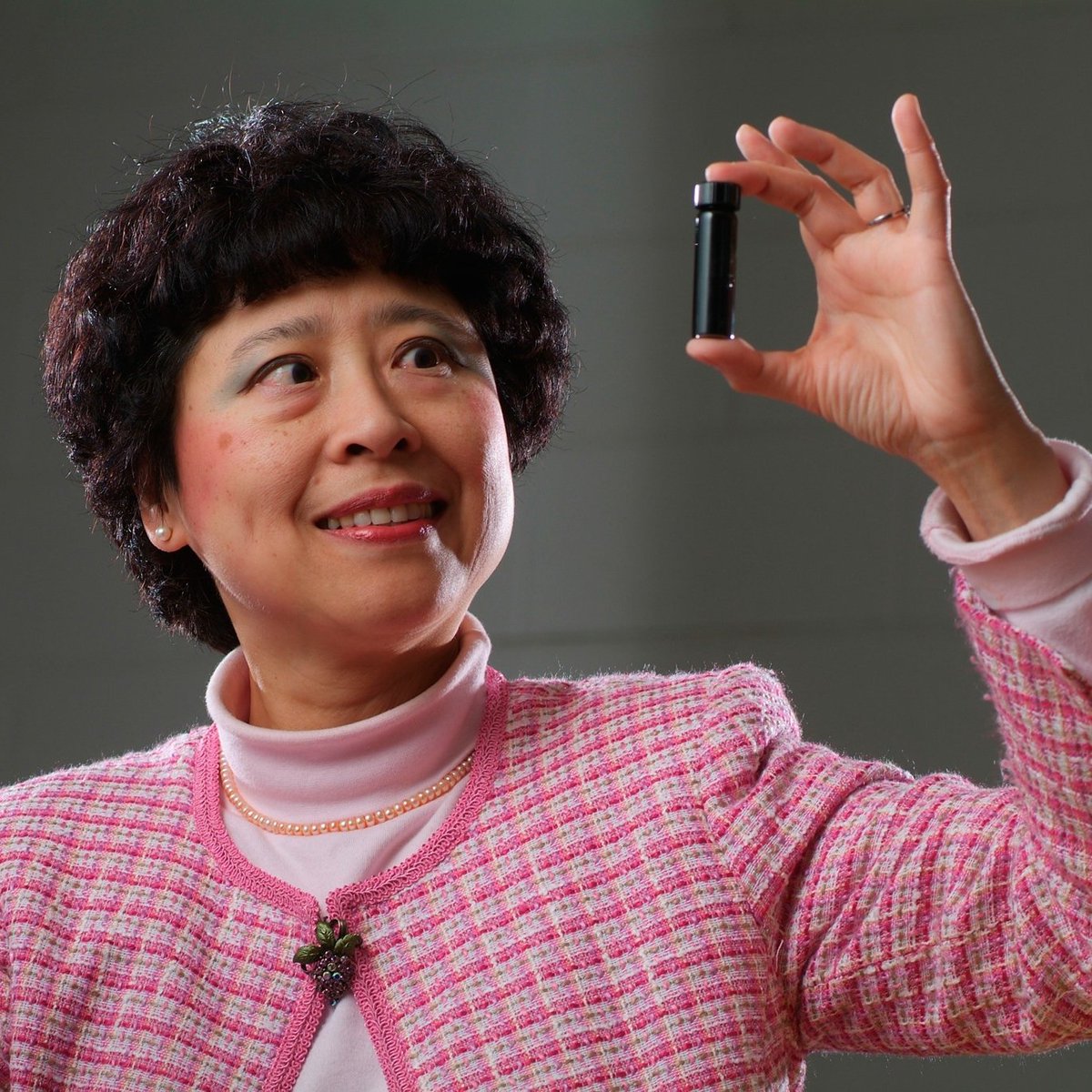 Deborah Chung of @UBengineering recalls upbringing in Hong Kong, amorphous materials @Caltech, the greatness of Millie Dresselhaus @ScienceMIT, shift to applications @CmuScience, building the Composite Materials Lab, and the origins of Smart Concrete heritageproject.caltech.edu/interviews-upd…