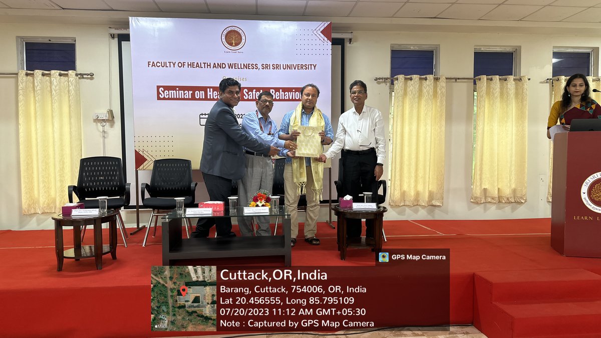 SriSriU's tweet photo. Faculty of Health & Wellness, https://t.co/blSoeWzsOn organized a successful Seminar on Health & Safety Behavior with esteemed speakers Prof. Koustuv Dalal & Dr. Pradeep Kumar Mohanty, and 129 enthusiastic participants! #HealthSeminar #SafetyBehavior https://t.co/jj8nK92DLq