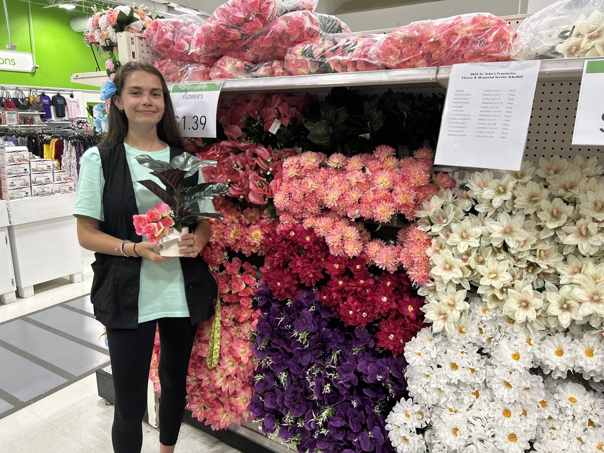 We have flowers galore!!!

Stop into your favorite Pipers store today and pick up some flowers for just $1.39 each!!