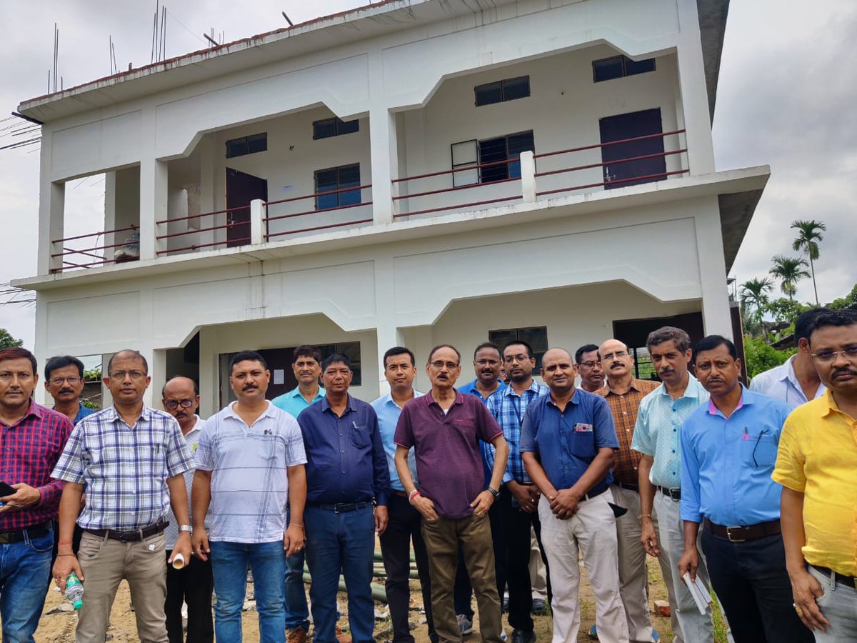 Samagra_Assam's tweet photo. 2-Day Engineers' Training is conducted for five districts (Hojai, Nagaon, Golaghat, Jorhat and Jorhat) at Jorhat followed by Field visit.
#RanojPegu
#diprassam https://t.co/braYzfWGZO