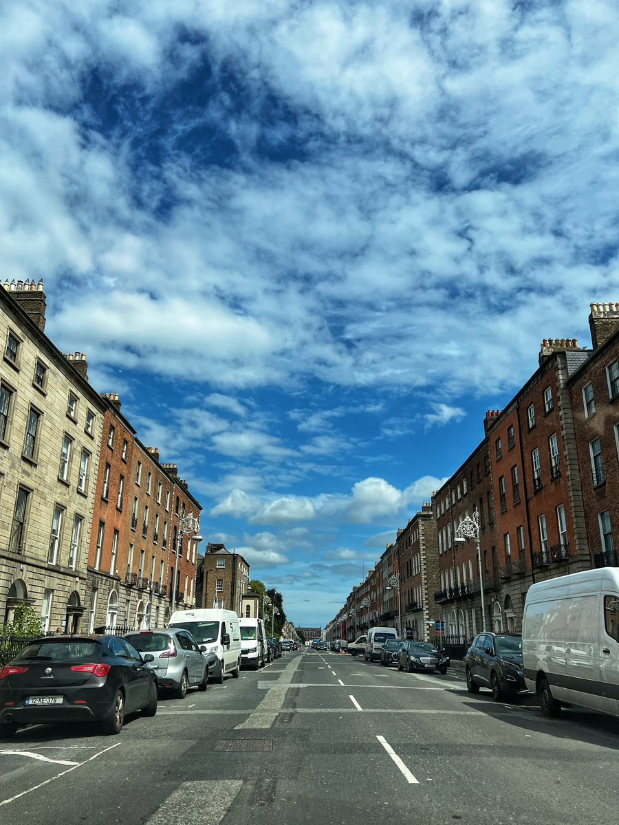 Monday noon #Dublin #Ireland   @PhotosOfDublin @VisitDublin @LovinDublin @DiscoverIreland @PictureIreland @LoveIreland3