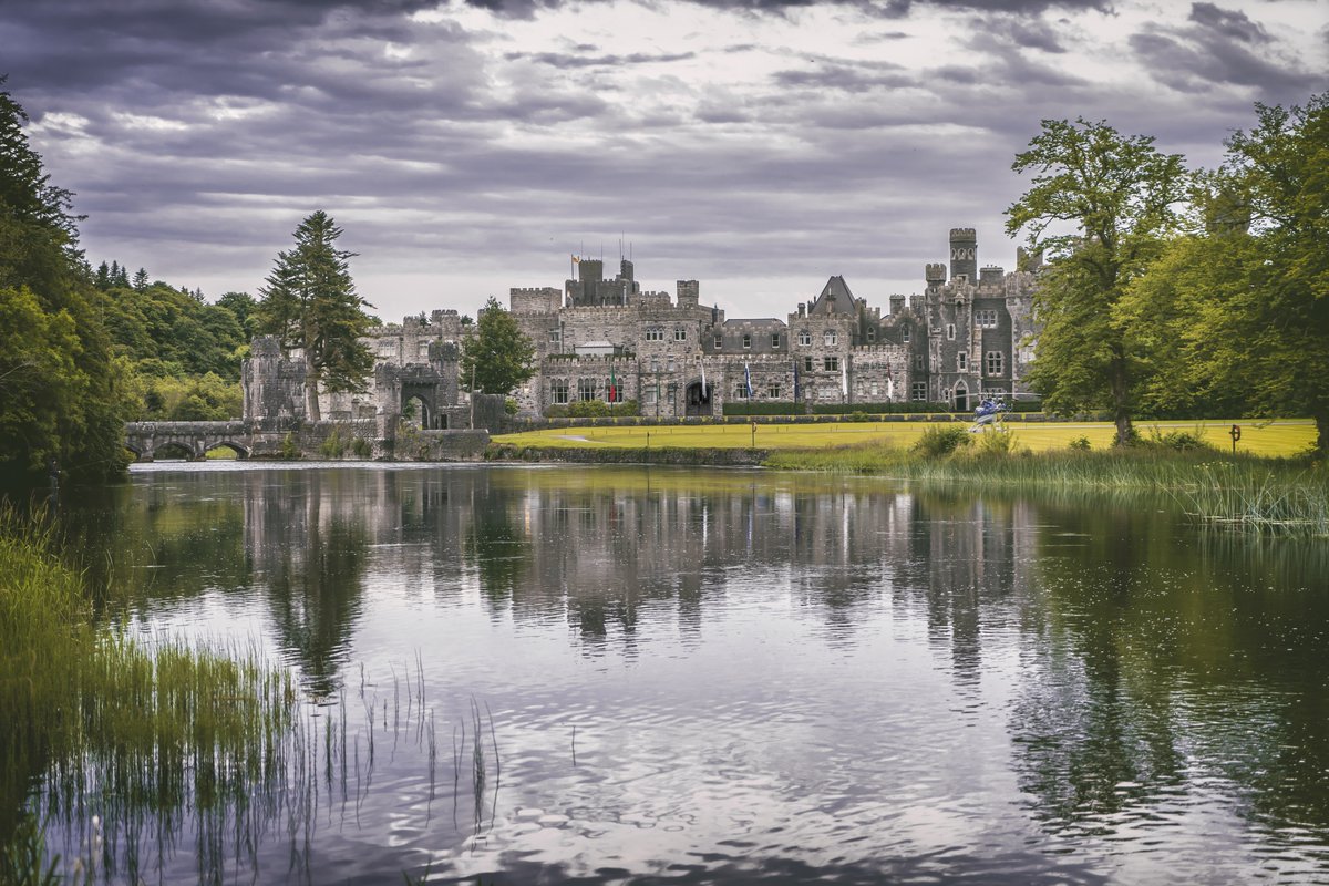 Nestled between the magnificent Lough Corrib and the river Cong, #AshfordCastle boasts a stunning natural setting. #RedCarnationHotels #LoveIreland #DiscoverIreland