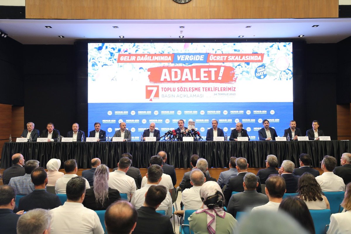 2024-2025 dönemini kapsayacak 7. Dönem Toplu Sözleşme teklifimizi, Memur-Sen Genel Başkanımız Ali Yalçın, Genel Başkanımız Yusuf Yazgan ve Yetkili sendikalarımızın Genel Başkanlarının katılımı ile kamuoyu ile paylaştık.

7. DÖNEM TOPLU SÖZLEŞME TEKLİFLERİMİZ👇 

◾️ Verilen sözün