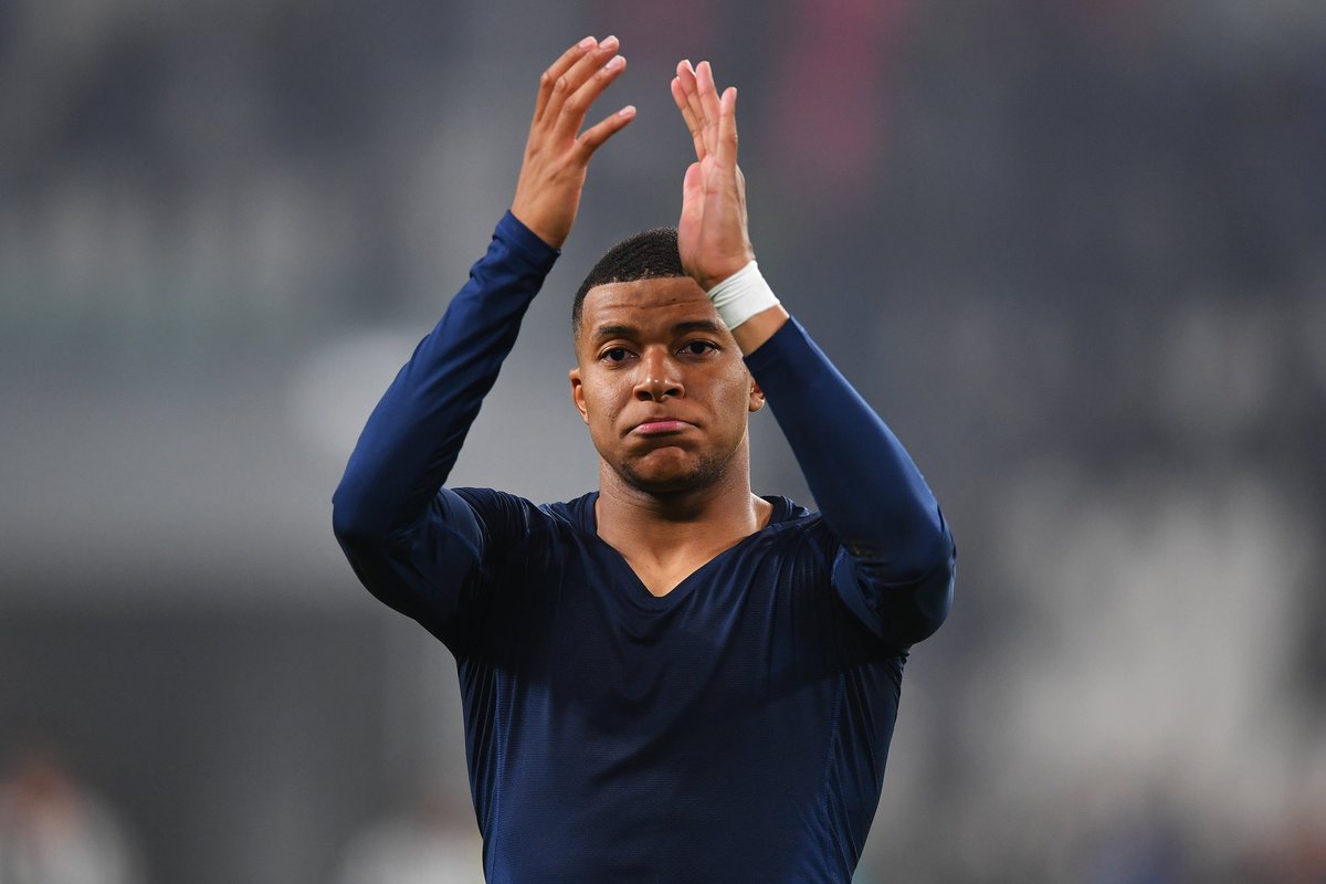 utdreport's tweet photo. #mufc have been in contact with PSG for Kylian Mbappe. Some discussions with clubs include a player swap [@JacobsBen] https://t.co/cLCiRRlX15