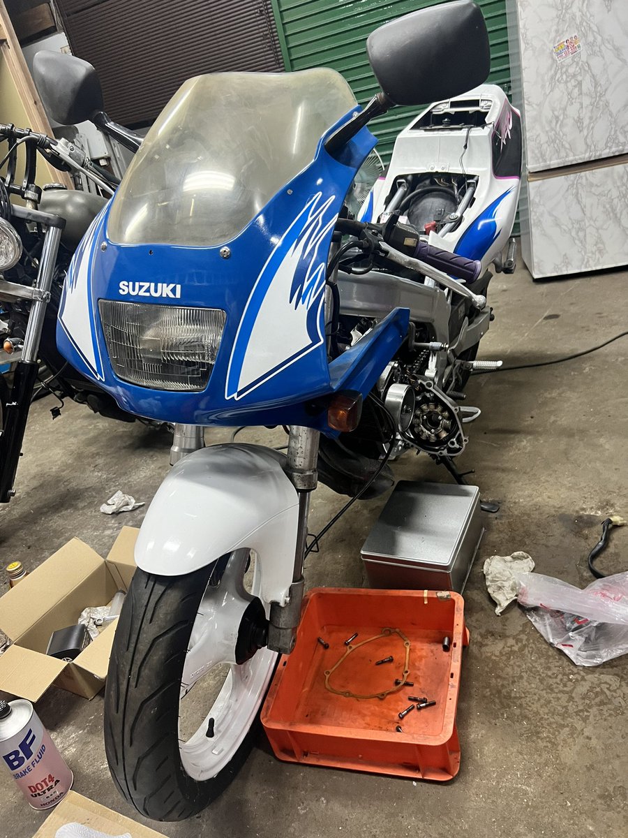 サイタマ　SUZUKI ガンマ125 エンジン腰下　本体 RG125ガンマ 腰上OH 其の一｜伊東二輪 「時にゆるりと.時に