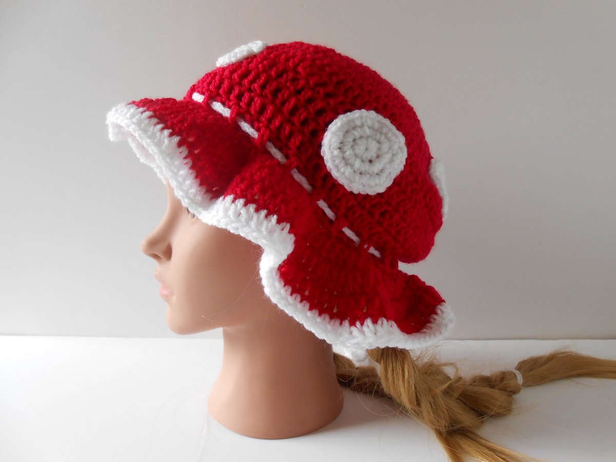 HandbagsByDyana's tweet image. PaintedbyCarol: RT @Walsh11Della: Mushroom Hat, Amanita mushroom cottage core hat, Red bucket hat with white spots, Toadstool  #etsymntt #EtsySeller #craftbuzz #craftcount #BMRTG etsy.me/3KcYY0C via @Etsy