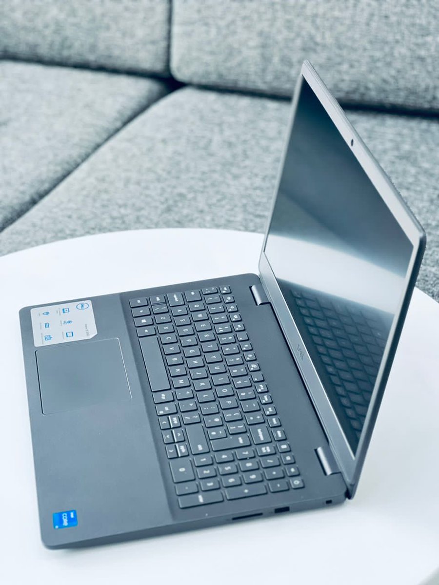 NEWLY CONDITION 

DELL VOSTRO 15 
CORE i5 
11th GEN
SPEED UP TO 4.5Ghz
RAM 8GB
DDR4
1TB HDD
13.3INCH
INTEL IRIS XE GRAPHICS 
VIDEO GRAPHICS 10GB
KEYBOARD BACKLIGHT
THUNDERROBOT 3
WiFi 6 CONNECTION
M
1 YR WARRANTY 

PRICE: 980,000/=

CALL:0787799005
LOC:DSM

Retweet boss