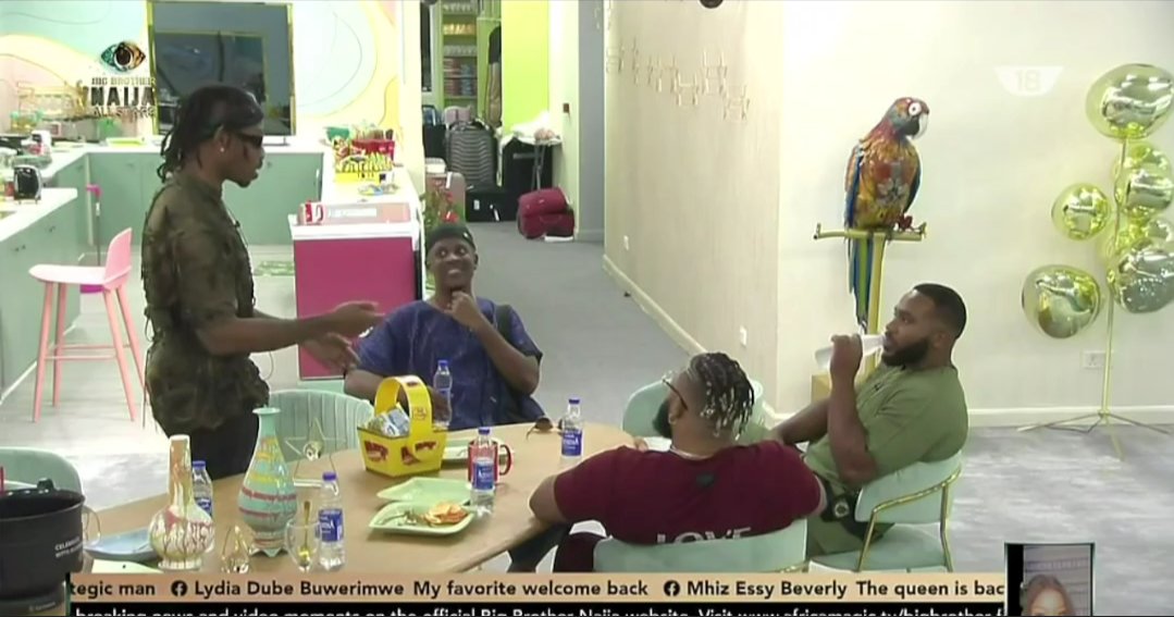 ChimmieeHQ's tweet photo. Whitemoney - which girl do you think can match
Kiddwaya - whats that her name urmm
Seyi - ilebaye, her sex appeal
.
Ike - i feel like shes the key example of flirt on 100 but when its time, she'll run
Whitemoney - i think shes feeling you
.
Ike - we used to chat before, you know nightlife na, i dey invite her steady to come party,
For me how i make money is, when we have a party and my guys tell me to big some #BBNaija girls and i call them.
.
Venita knows how many times I've called her.
Ballers will come & do their work, you understand.
Na them want the girl, me i just dey do friend friend with the girl