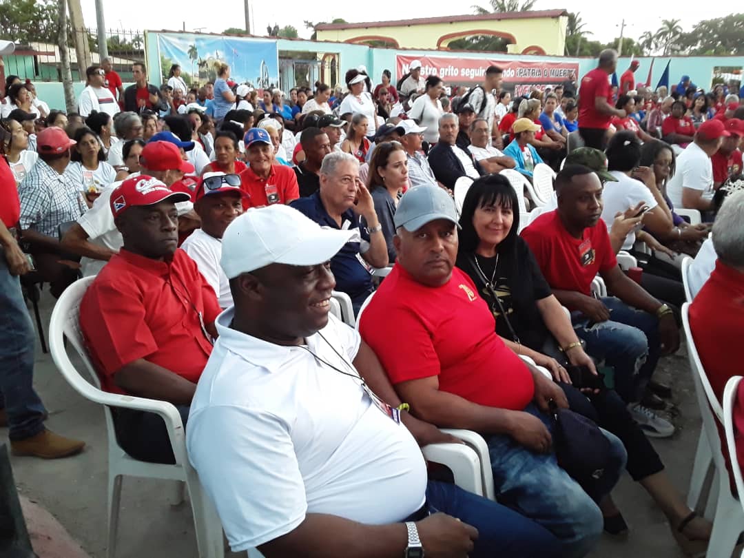 Se realiza acto Provincial por el Aniversario 70 del Asalto a los cuarteles Moncada y Carlos Manuel de Céspedes en el Municipio Carlos Manuel de Céspedes en #Camagüey  #70Moncada #EducadoresCamagueyanos 
Fotos. ACN