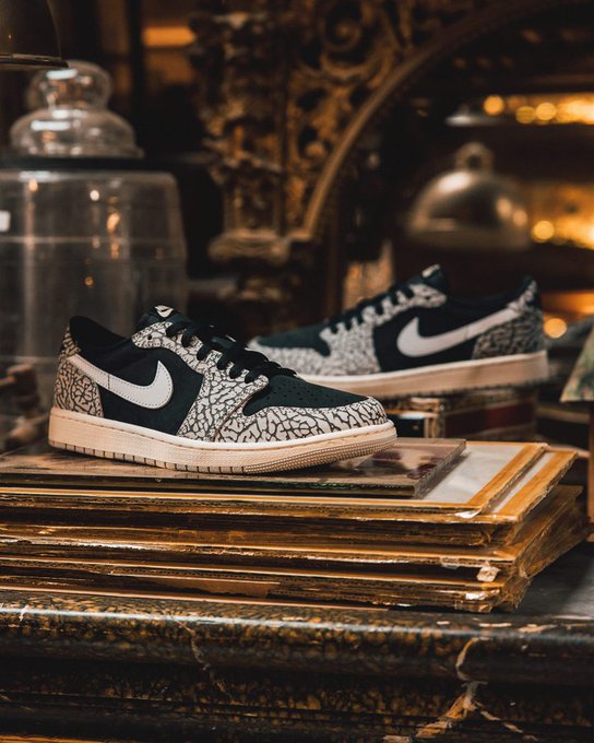 SOLELINKS's tweet photo. Ad: Sizes added on Nike US
Air Jordan 1 Low OG 'Black Cement'
=> https://t.co/LV8jGcEgnH https://t.co/LlD37wubK3