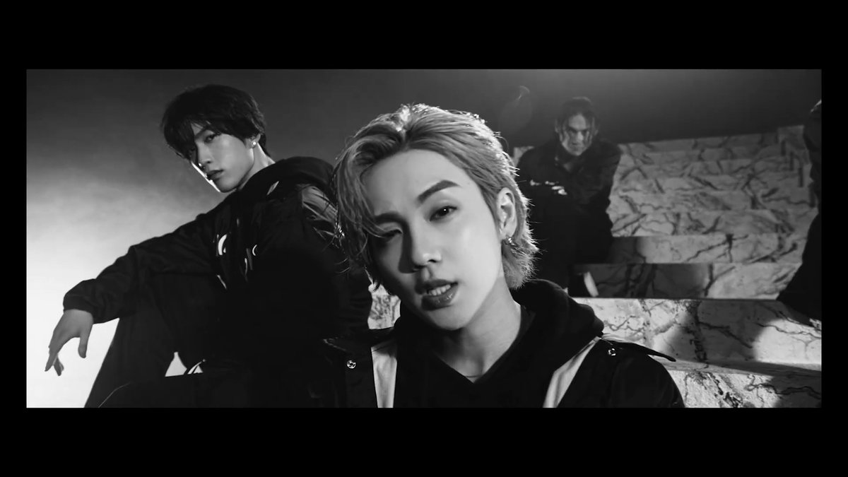 sakuxalice's tweet photo. [CAP] THE RAMPAGE / Everest MV ✧ 藤原樹 
#FJWR  
#THERAMPAGE
#JUSTICEISBLIND
#ROWDYSHOGUN
#藤原樹
📎 https://t.co/TOrWXwOuXI https://t.co/qYDgeGW7d3