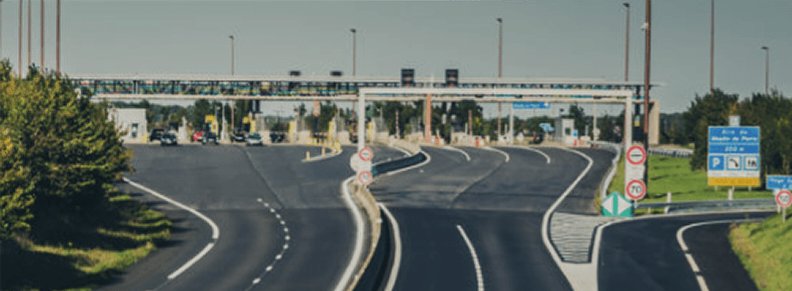NeilGodwin4's tweet photo. That ten seconds of no-lane carnage after a toll booth is quality. #GuidoPitStop https://t.co/YmrCjjwg85