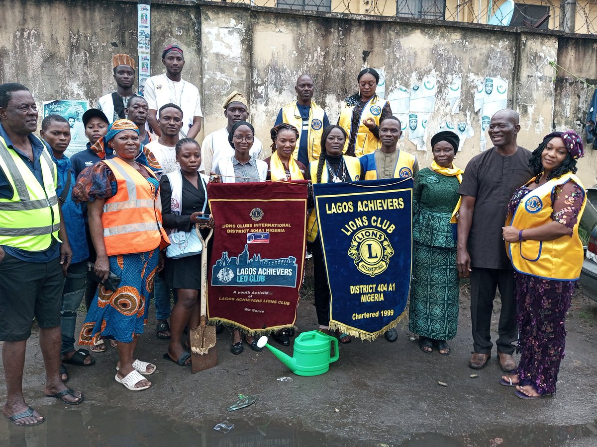 We at Lagos Achievers Lions Club joined forces  with our Leos Club and the Obalande- Community Development A'rea (CDA) Executives and intending Lions in the quest  to Fight Climate Change with our Tree Planting exercise.  *We Support Ecosystem restoration.*