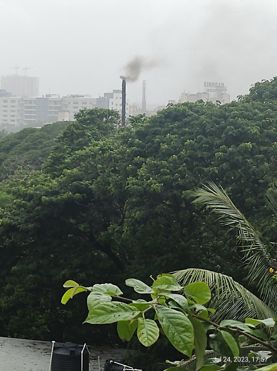 jorvekar's tweet photo. Worst pollution in heart of Pune City. And no one is concerned. #DevendraFadnavis #AjitPawar #EknathShinde #pmc https://t.co/vWqlswwDly
