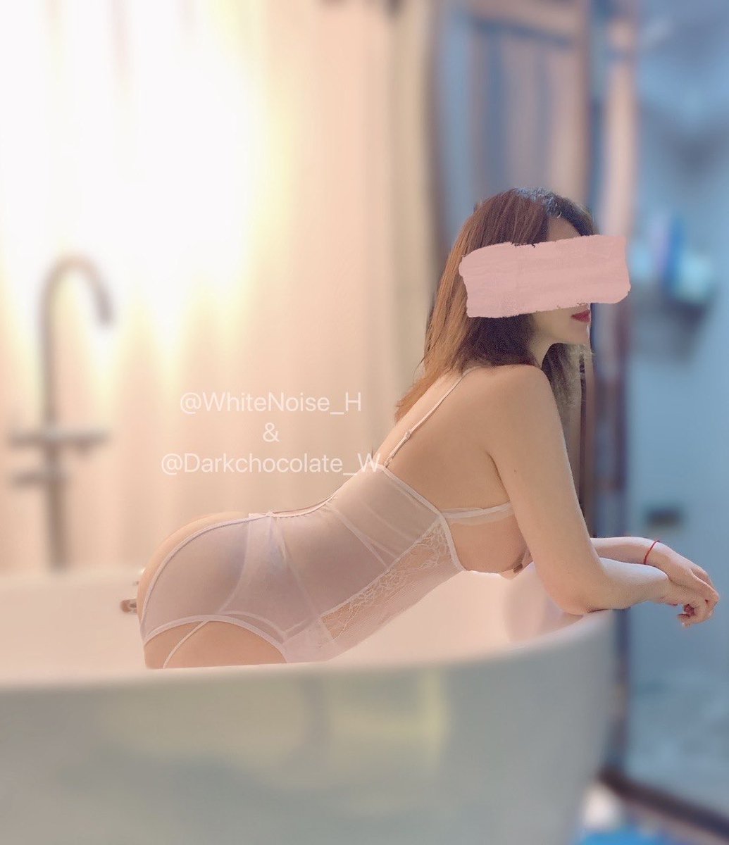 🛀浴缸的功能不能仅限于泡澡 还可以做很多其他事情 例如……

#淫妻绿帽 #夫妻3P #白丝高跟 
@Daguidiyi 
@DaFoer_ 
@Fojiangnice https://t.co/8pj1XTIteI