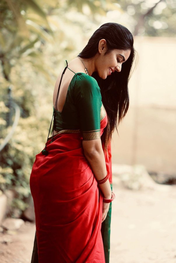 F1zZZDsWcAIGHJd?format=jpg&name=900x900